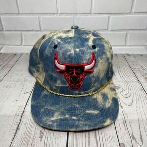 Chicago Bulls NBA Denim Acid Wash Mitchell & Ness Hat Snapback Cap Men
